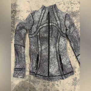 Lululemon define jacket size 8